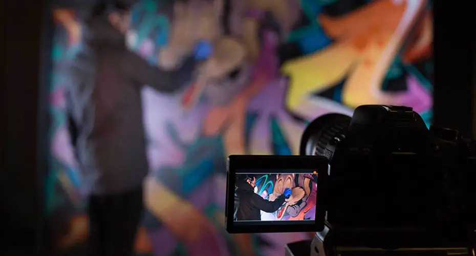 Asem Navarro artista graffiti y mural profesional Madrid · El Arte Urbano