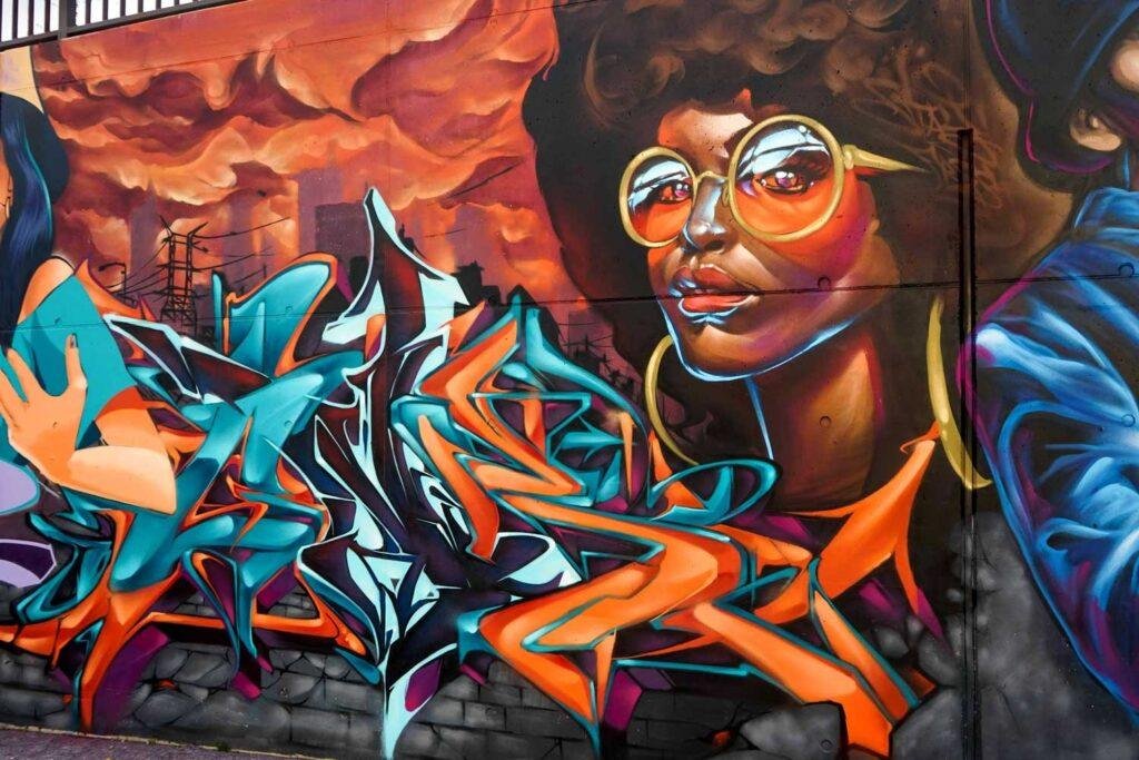 Graffiti urbano en Wiesbaden para inauguración de skatepark