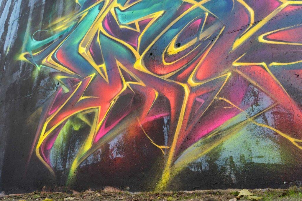 Graffiti 3D wildstyle dinámico con contraste