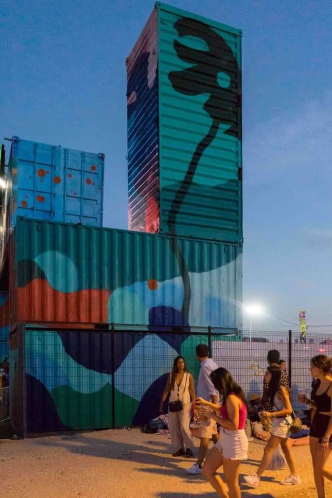mural graffiti mad cool