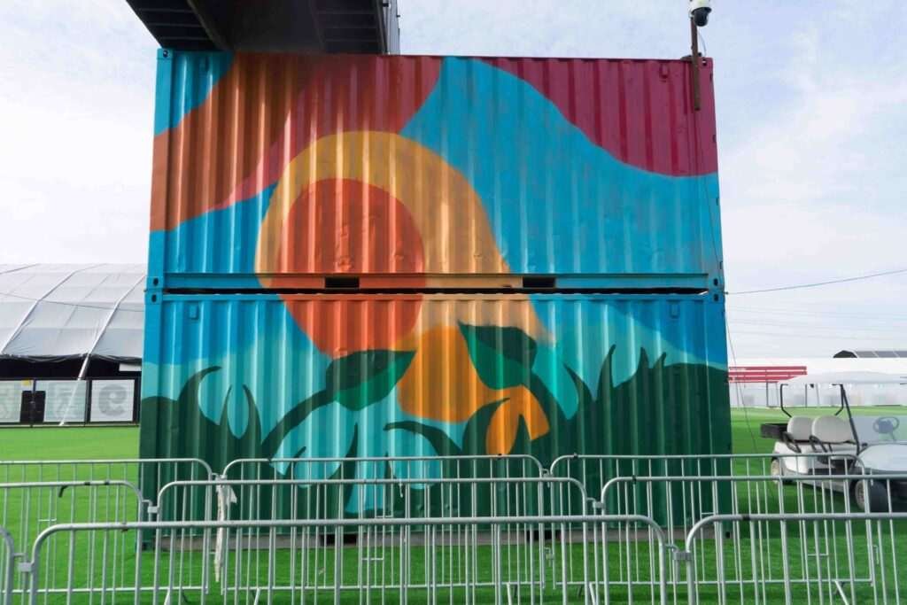 mural graffiti mad cool