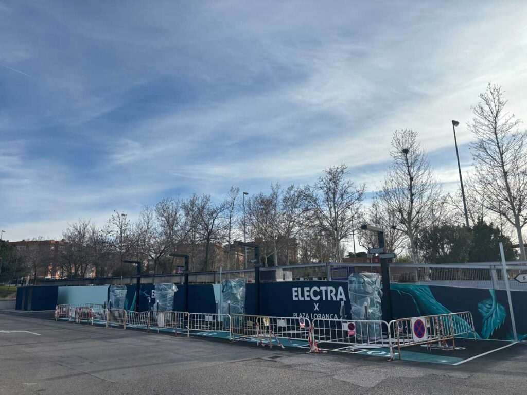mural graffiti en parking