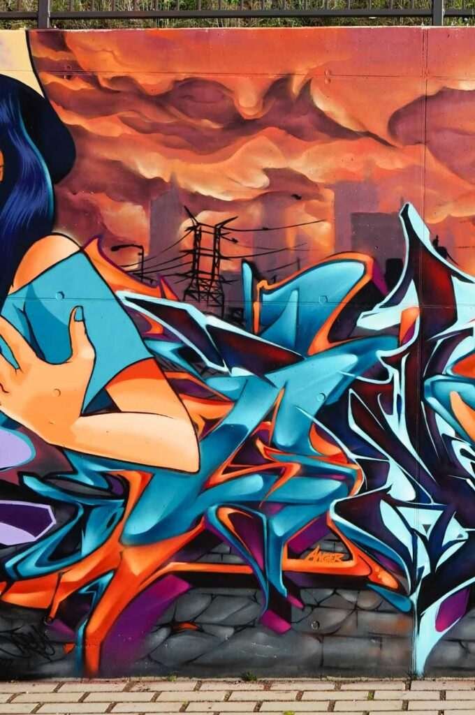 Graffiti urbano en Wiesbaden para inauguración de skatepark