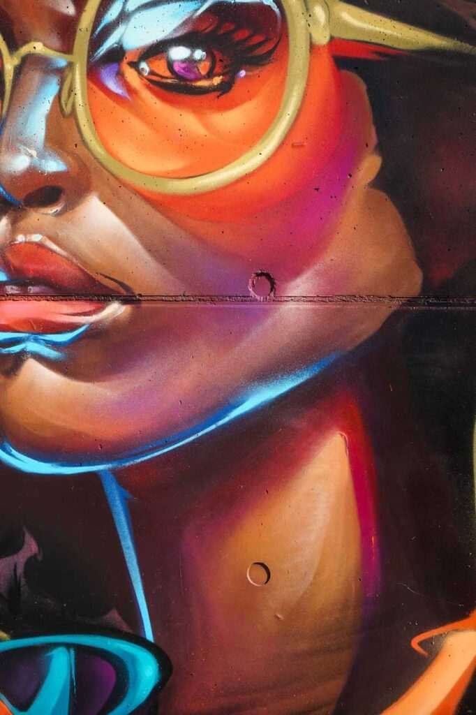 Graffiti urbano en Wiesbaden para inauguración de skatepark