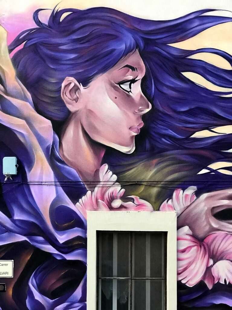 Detalle artístico de muralismo social por la igualdad y contra la violencia machista en Lleida