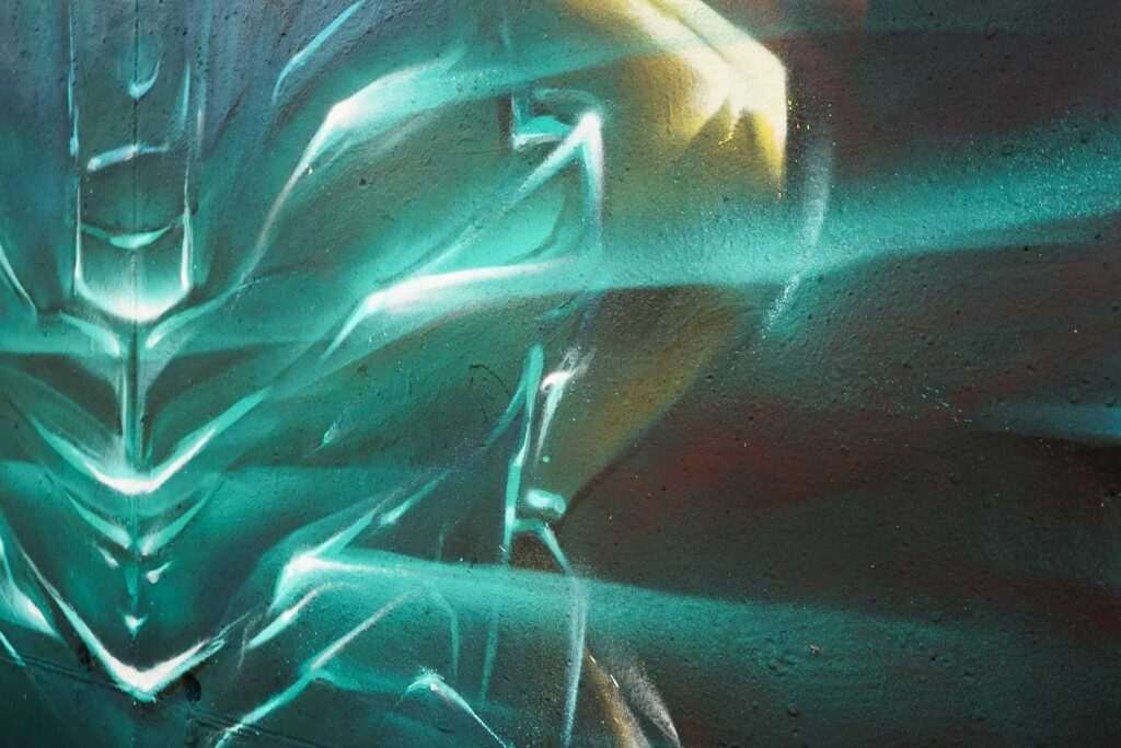 Mural de Dead Space con personaje futurista y graffiti profesional