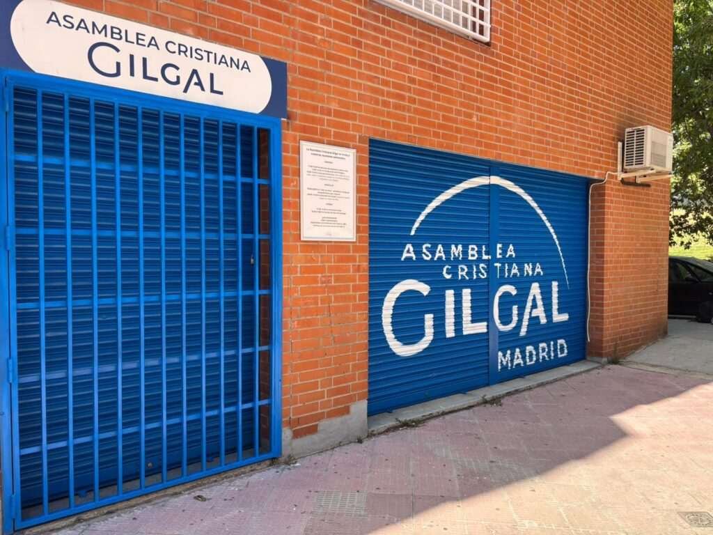 Mural en cierres metálicos Gilgal Madrid