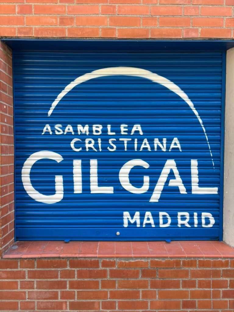 Mural en cierres metálicos Gilgal Madrid