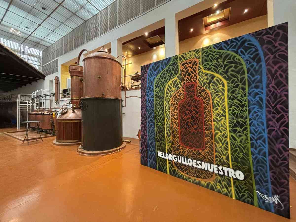 Murales en almacenes y fábricas