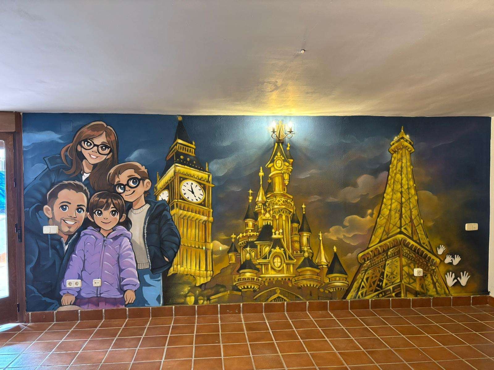 Vista general de mural familiar en interior de vivienda con estilo ilustrado y urbano