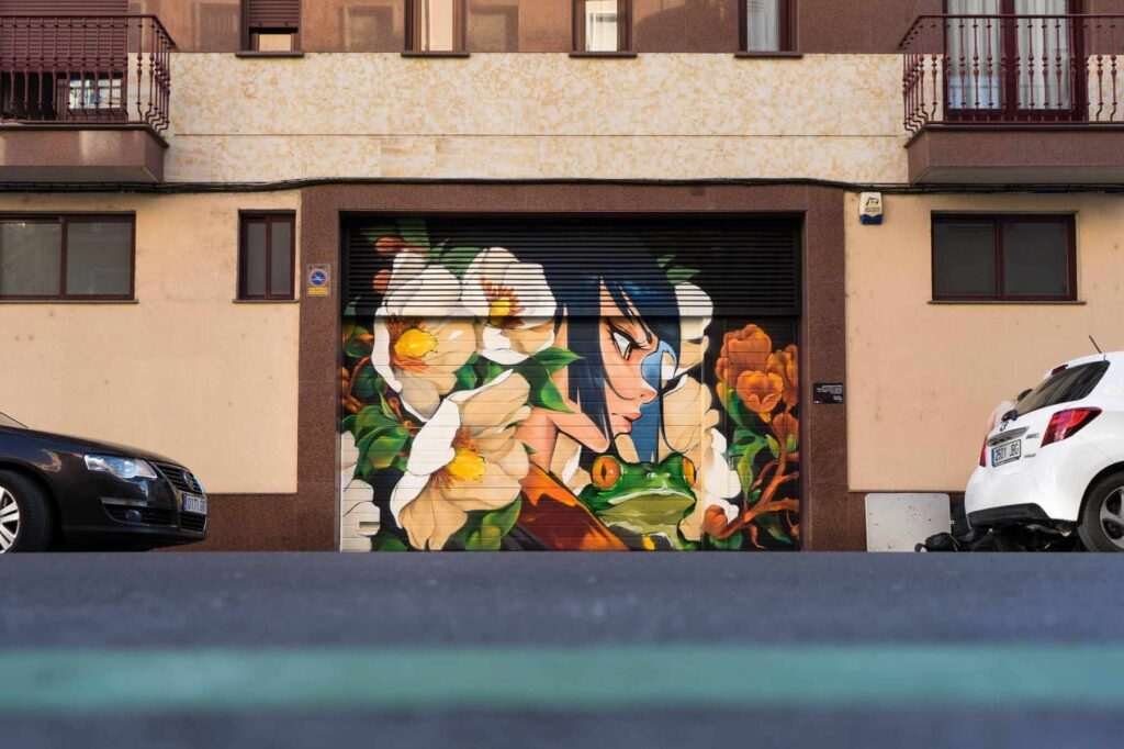 Mural primer premio de la Galería Urbana Barrio del Oeste en Salamanca, obra de Asem Navarro
