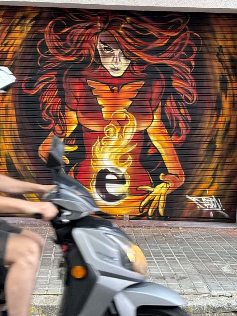 Graffiti en la persiana de Estudio Fénix, Barcelona