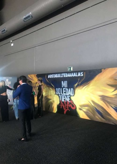 mural en cines y teatros