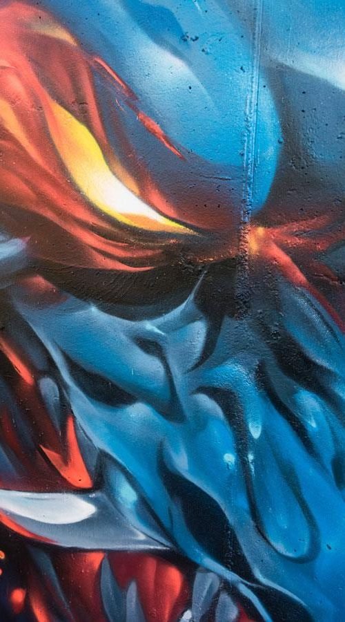 Mural Graffiti demonio japones