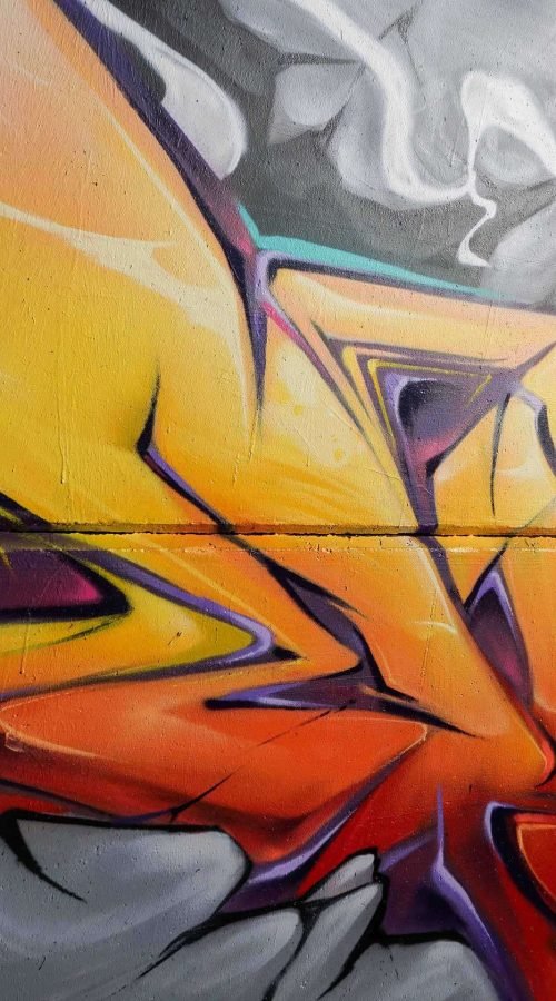 Mural Graffiti juggernaut