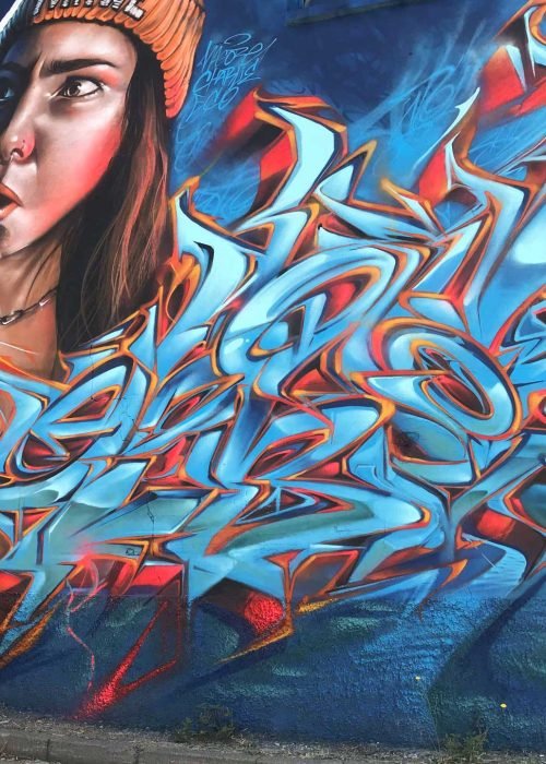 Graffiti urbano wildstyle en técnica 3D realista