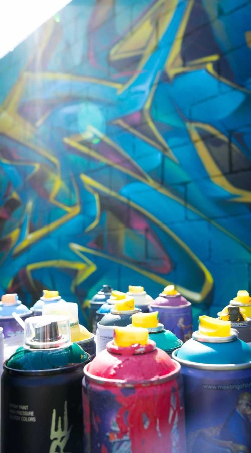 Graffiti tridimensional wildstyle con formas energéticas
