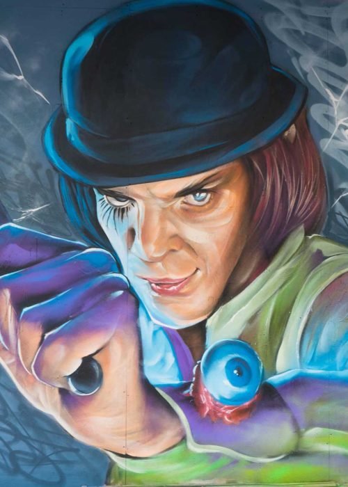 Retrato de Alex en mural graffiti inspirado en La Naranja Mecánica