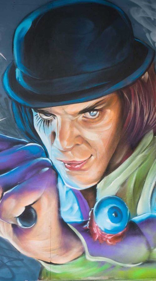 Retrato de Alex en mural graffiti inspirado en La Naranja Mecánica