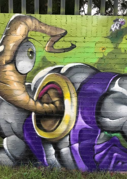 Mural Graffiti earth worm jim