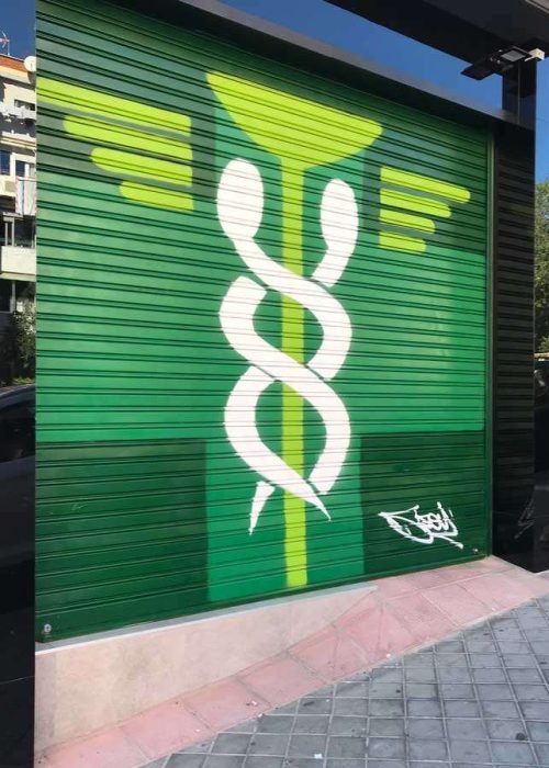 mural graffiti en farmacia