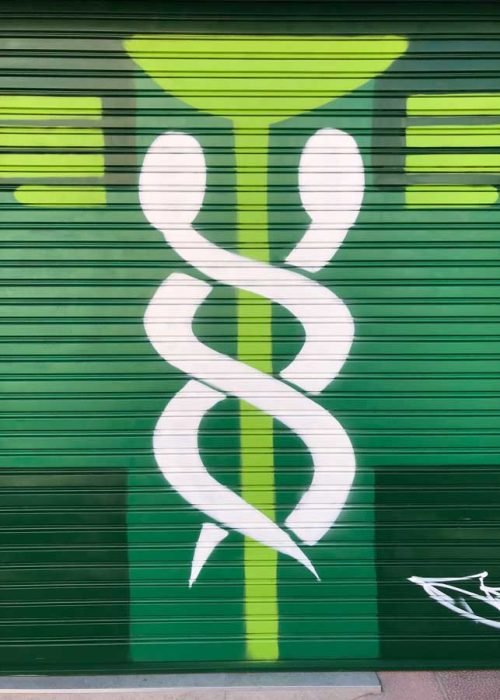mural graffiti en farmacia