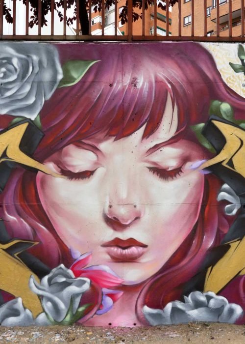 Mural graffiti Angel Cry en colegio Camilo José Cela