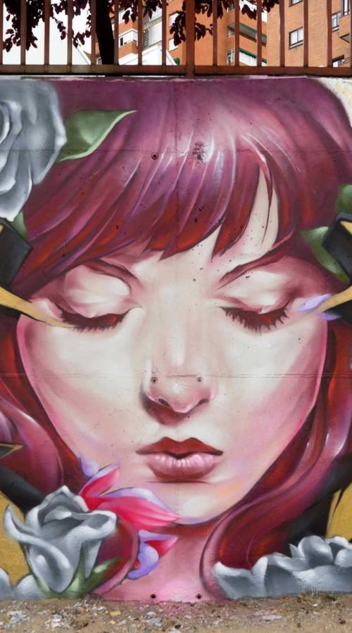 Mural graffiti Angel Cry en colegio Camilo José Cela