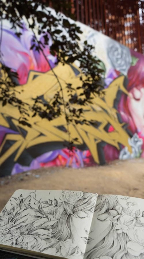 Mural graffiti Angel Cry en colegio Camilo José Cela