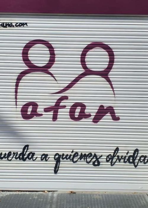 Graffiti en cierre de persiana para AFAN en Pamplona
