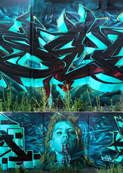 Mural realista de Lagertha y barco vikingo en tormenta