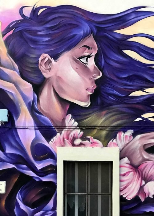 Graffiti “No estás sola” contra la violencia de género en Castellnou de Seana