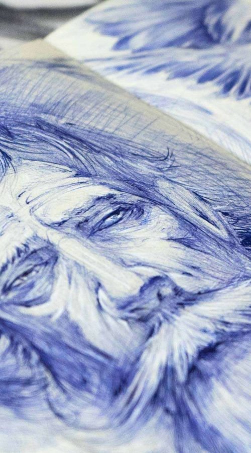 Graffiti de Don Quijote y aves en mural público en Villacañas, Toledo