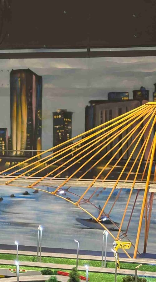 Mural de paisaje urbano para sala de Scalextric