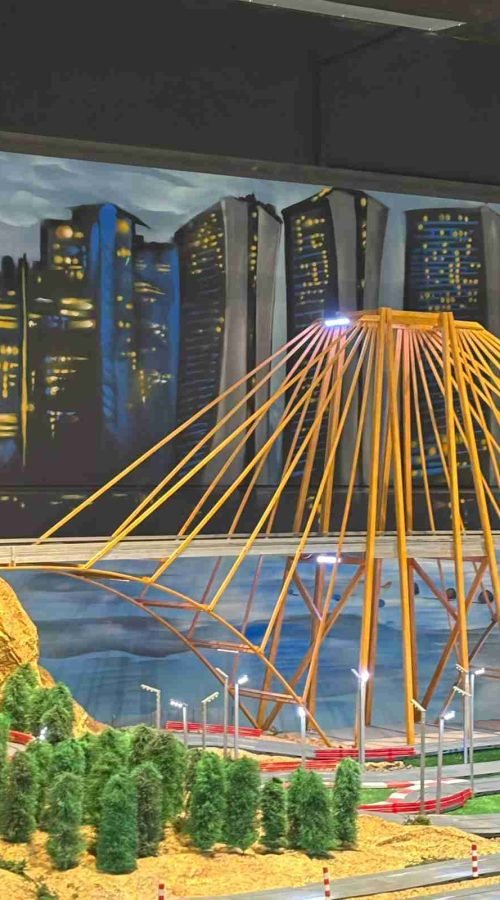 Mural de paisaje urbano para sala de Scalextric